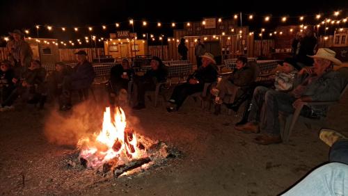 L&L Campfire at Rancho de los Caballeros L&L Campfire at Rancho de los Caballeros